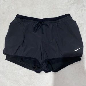 Nike Dri Fit 2 in 1 Built in Compression Shorts - Size M